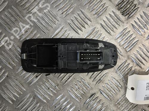 Left front window switch PEUGEOT 208 I (CA_, CC_) 1.2 VTI 82 | BP34500483I27 - Image 2