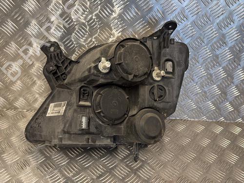 Used Right headlight Right headlight OPEL MERIVA A MPV (X03) 1.7 CDTI (E75) (100 hp) 28138986 28138986