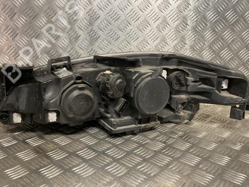 Used Right headlight Right headlight RENAULT LAGUNA II (BG0/1_) 1.9 dCi (BG1A, BG1W, BG0G) (110 hp) 31266602 31266602