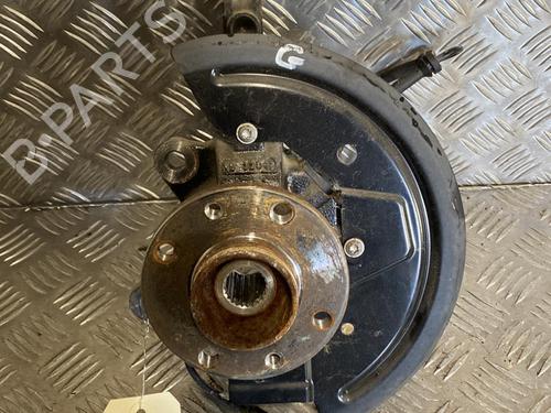 Used Left front steering knuckle RENAULT ZOE (BFM_) ZOE (88 hp) 20348411