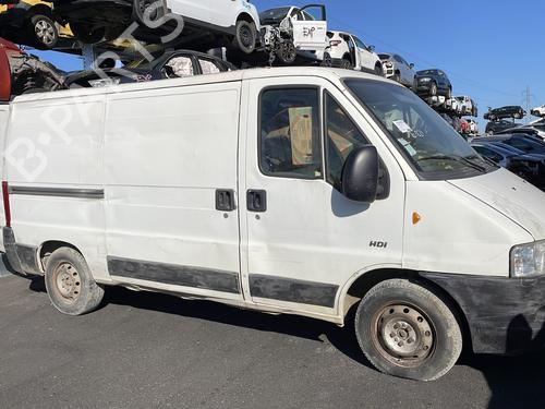 Right taillight PEUGEOT BOXER Van (244) 2.8 HDi | BP33705955C35 - Image 8