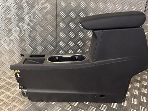 Armrest / Center console RENAULT CAPTUR II (HF_) TCe 160 (HFN1) | BP30058882I20 - Image 6