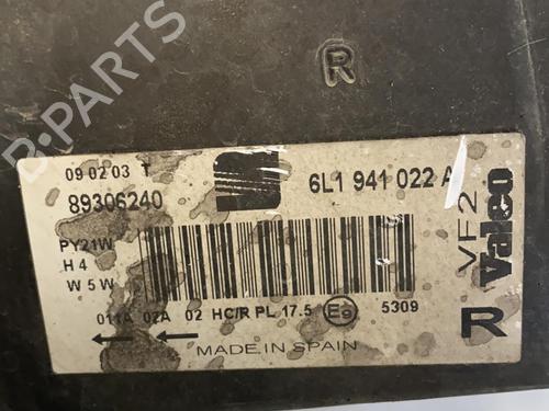 Used Right headlight SEAT CORDOBA (6L2) 1.4 16V (75 hp) 20348823