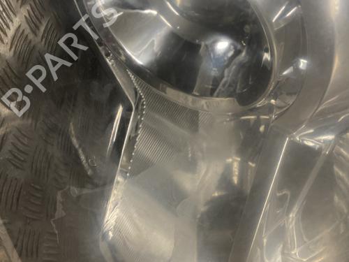 Used Right headlight Right headlight RENAULT KOLEOS I (HY_) 2.0 dCi 4x4 (HY0K) (150 hp) 30931938 30931938