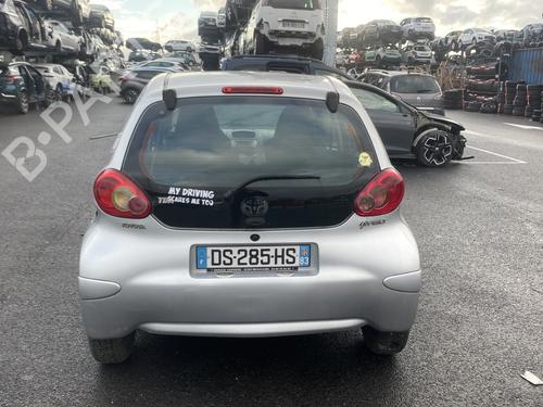 Left headlight TOYOTA AYGO (_B1_) 1.4 D-4D (WNB10_, WNB10R) | BP32242320C28 