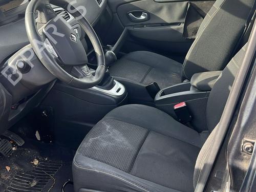 Right mirror RENAULT GRAND SCÉNIC III (JZ0/1_) 1.5 dCi (JZ09, JZ0D, JZ10, JZ14, JZ1G, JZ29, JZ2C) | BP31884777C27