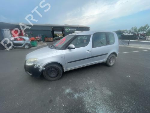 Used Parts SKODA ROOMSTER (5J7) 1.4 TDI 4912252