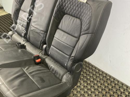 Rear seat RENAULT CAPTUR II (HF_) E-TECH 145 (HFMU) | BP28538099C17 - Image 4