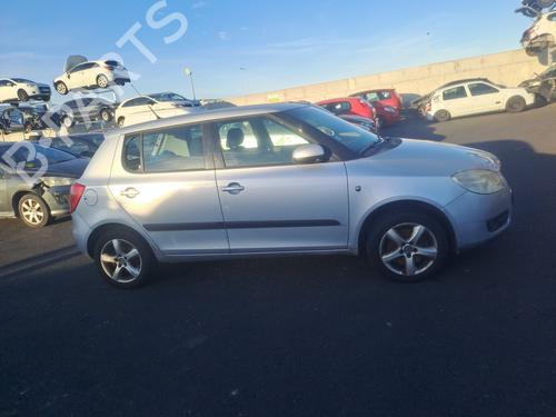 Right headlight SKODA FABIA II (542) 1.9 TDI | BP31296530C29 - Image 5