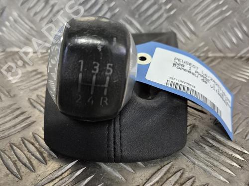 shift-knob-peugeot-208-i-ca_-cc_-2012-2013-2014-2015-2016-2017-2018-2019-2020-2021-38953444 main image