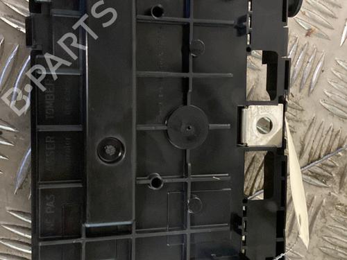 Used Fuse box Fuse box PEUGEOT 207 (WA_, WC_) 1.6 16V VTi (120 hp) 33413765 33413765