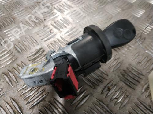 Used Ignition barrel RENAULT CLIO III (BR0/1, CR0/1) 1.5 dCi (BR17, CR17) (86 hp) 31813714