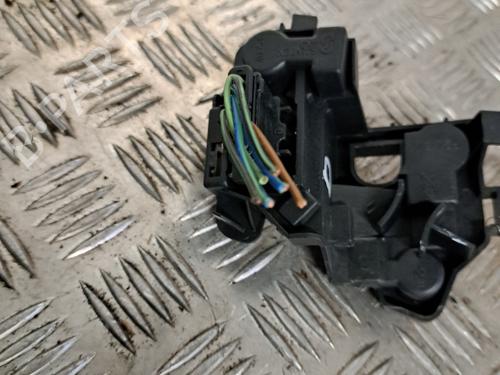 Used Lamp holder Lamp holder PEUGEOT 206 Hatchback (2A/C) 1.4 HDi eco 70 (68 hp) 30648179 30648179
