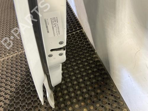 left-front-door-nissan-nv200-van-2010-29993707 main image