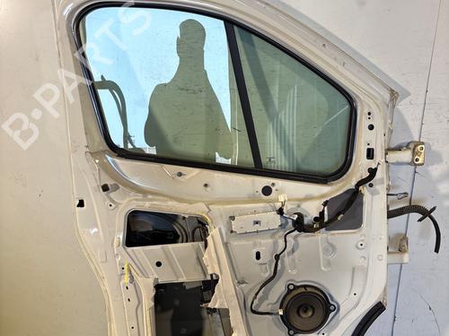 left-front-door-renault-trafic-iii-van-fg_-2014-37473821 main image