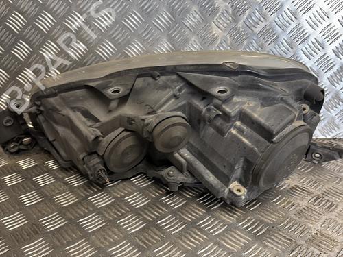 Used Right headlight Right headlight VW GOLF VI (5K1) 1.6 TDI (105 hp) 32704416 32704416