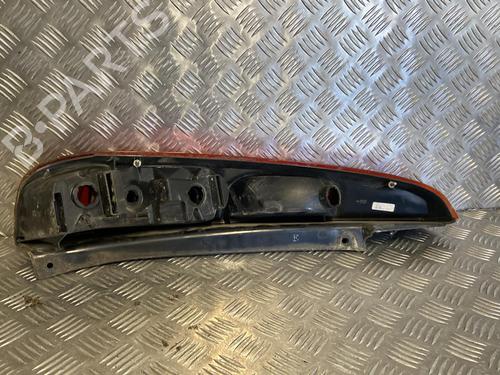 Used Right taillight FORD FIESTA V (JH_, JD_) 1.4 TDCi (68 hp) 20348109