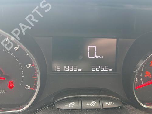 Brugte PEUGEOT 208 I (CA_, CC_) 1.4 HDi (68 hp) 4425776