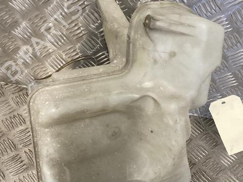 Used Windscreen washer tank Windscreen washer tank BMW 5 (E60) 530 i (258 hp) 32491805 32491805