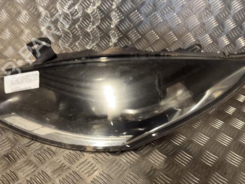 Used Left headlight RENAULT MEGANE III Hatchback (BZ0/1_, B3_) 1.9 dCi (BZ0N, BZ0J) (131 hp) 31052051