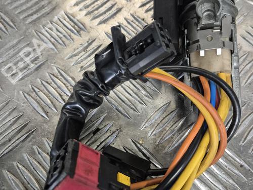 Used Ignition barrel Ignition barrel PEUGEOT 406 (8B) 2.0 HDI 110 (109 hp) 34047882 34047882