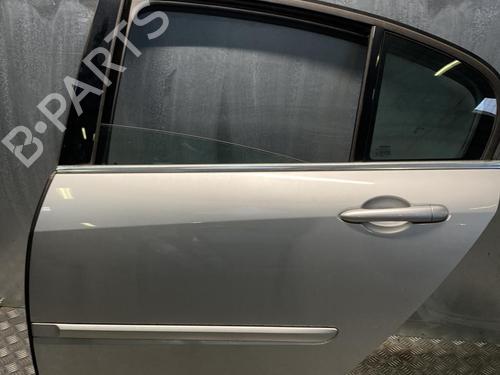 Used Left rear door Left rear door 22094188 22094188