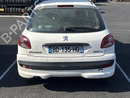 Fuse box PEUGEOT 206+ (2L_, 2M_) 1.4 HDi eco 70 | BP29272263E1 - Image 4