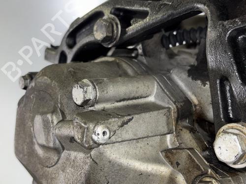 Used Gearbox FIAT QUBO (225_) 1.3 D Multijet (225CXB1A, 225AXB1A, 225CXB11, 225AXB11,... (75 hp) 31598901