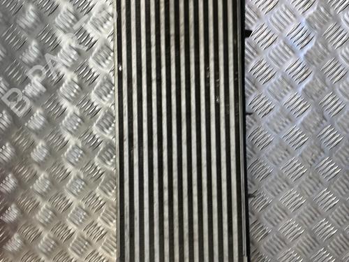 Intercooler RENAULT TRAFIC II Van (FL) 2.0 dCi 115 (FL01, FL0U) (114 hp) 22901913