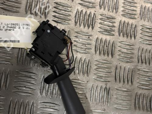 switch-renault-twingo-ii-cn0_-2007-30819209 main image