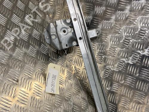 Used Front right window mechanism Front right window mechanism RENAULT TRAFIC III Bus (JG_) 1.6 dCi 120 (JGMB) (120 hp) 20348020 20348020