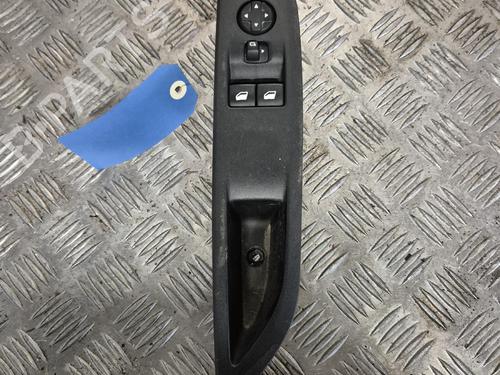 Used Left front window switch Left front window switch PEUGEOT 208 II (UB_, UP_, UW_, UJ_) 1.2 PureTech 75 (75 hp) 39666571 39666571