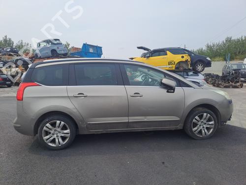 Używane części PEUGEOT 5008 (0U_, 0E_) 2.0 HDi 150 / BlueHDi 150 (150 hp) 4286598