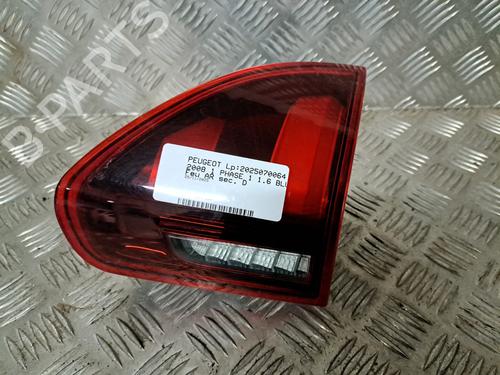 Used Right tailgate light PEUGEOT 2008 I (CU_) 1.6 BlueHDi 120 (120 hp) 30579402