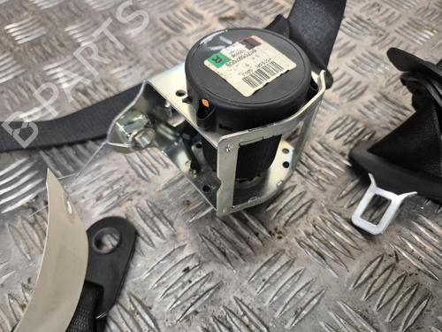 Used Front right seatbelt Front right seatbelt 37240595 37240595
