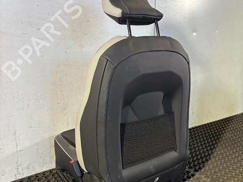 right-front-seat-renault-captur-ii-hf_-2020-34202852 main image