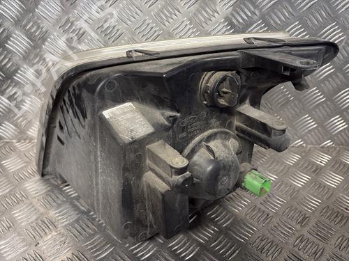 Used Right headlight Right headlight FORD TRANSIT CONNECT (P65_, P70_, P80_) 1.8 TDCi (90 hp) 33773296 33773296