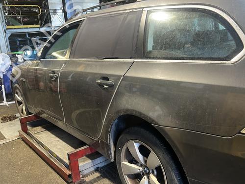 Used Parts BMW 5 Touring (E61) 525 d (163 hp) 3936135
