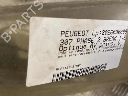 Used Right headlight Right headlight PEUGEOT 307 Break (3E) [2002-2009] 33565940 33565940