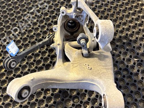Used Right rear steering knuckle Right rear steering knuckle AUDI A6 C7 Avant (4G5, 4GD) RS6 quattro (560 hp) 40173643 40173643