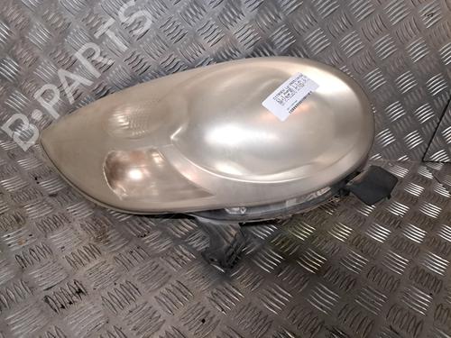 Used Right headlight CITROËN C1 (PM_, PN_) 1.0 (68 hp) 30601901