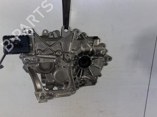 gearbox-ds-ds-3-ds-3-crossback-ur_-uc_-uj_-2018-28334933 main image