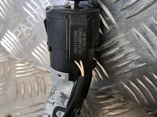 Used Ignition barrel Ignition barrel PEUGEOT 208 I (CA_, CC_) 1.2 VTI 82 (82 hp) 24058877 24058877