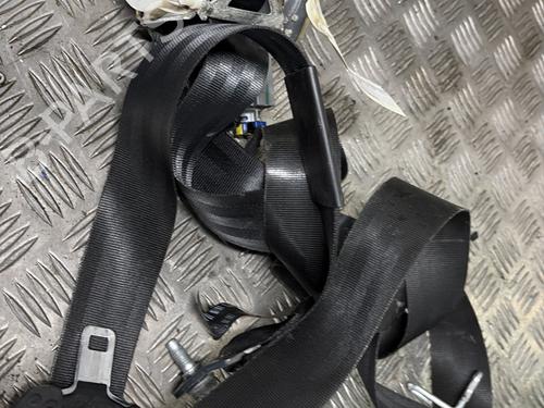 Used Front left seatbelt PEUGEOT 5008 (0U_, 0E_) 1.6 HDi (112 hp) 31627590