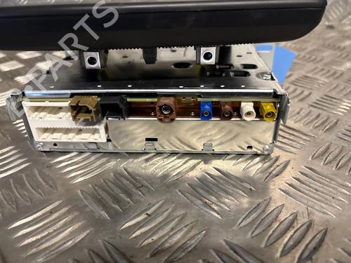 display-monitor-renault-clio-v-b7_-2019-37528652 main image