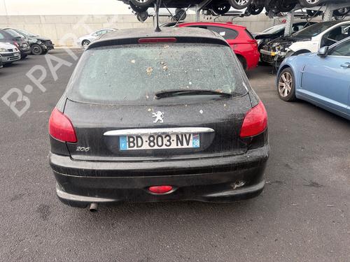 Pièces Détachées Usagées PEUGEOT 206 Hatchback (2A/C) 1.4 HDi eco 70 4863958