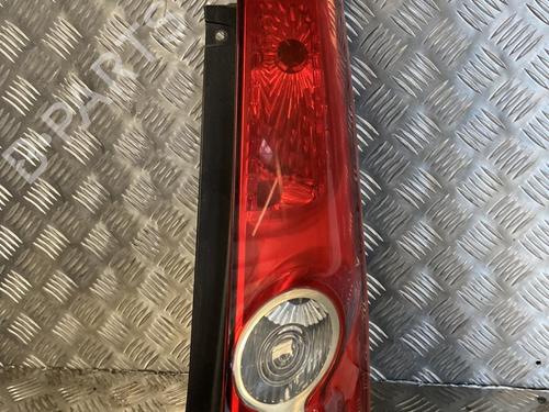 Used Right taillight FORD FIESTA V (JH_, JD_) 1.4 TDCi (68 hp) 20346877