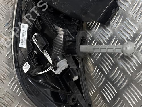 Venstre baglygte RENAULT CLIO V (B7_) 1.6 E-TECH 140 (B7MU) | BP29884430C34 