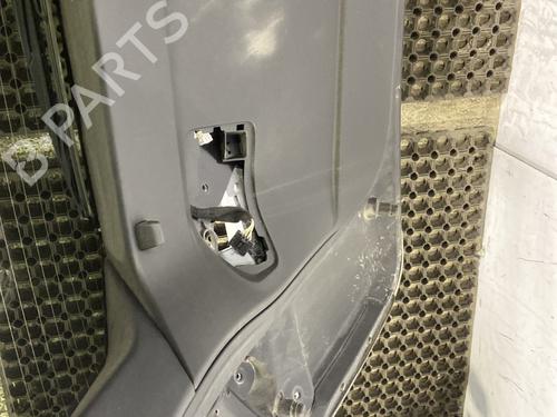 tailgate-citroen-c4-picasso-ii-2013-30634407 main image