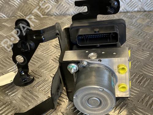 Used ABS pump RENAULT ARKANA I (LCM_, LDN_) 1.3 TCe 140 (LDN0) (140 hp) 20348286